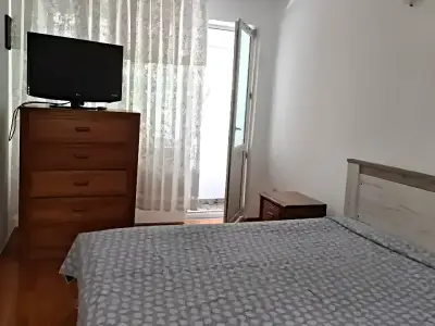 Apartament de inchiriere dormitor cu pat Sector 6 Bucuresti